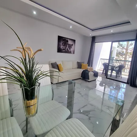 Apartment Playa Torviscas 2-bed, 2-bath With Pools & Jacuzzi *