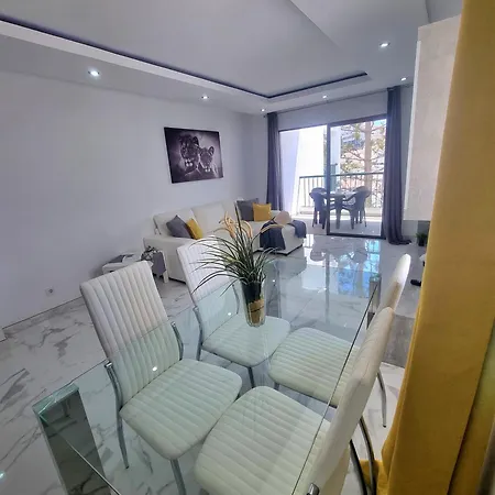 Apartament Playa Torviscas 2-bed, 2-bath With Pools & Jacuzzi *