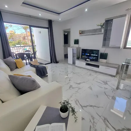 Playa Torviscas 2-bed, 2-bath With Pools & Jacuzzi