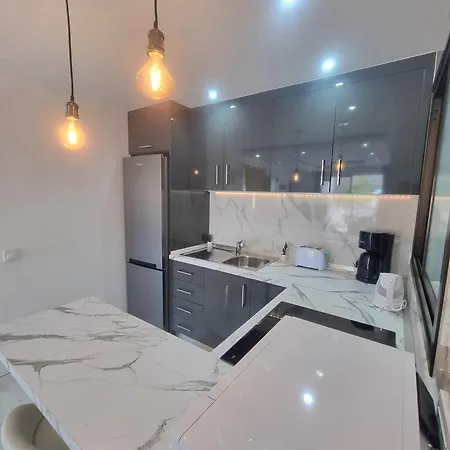 Playa Torviscas 2-bed, 2-bath With Pools & Jacuzzi Apartament