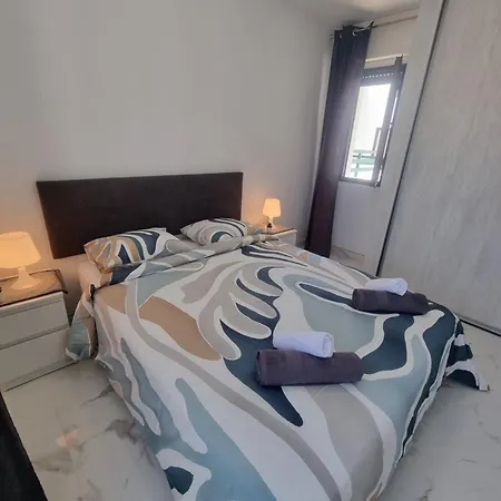 Playa Torviscas 2-bed, 2-bath With Pools & Jacuzzi Apartament